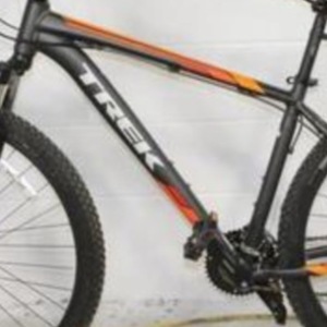 Trek Marlin 5 Silver, gray or bare metal and Orange