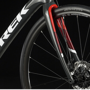 2018 Trek 500 series OCLV Carbon Black