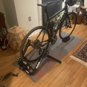 2018 Cannondale Synapse Carbon 105 Black and Silver, gray or bare metal