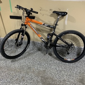 2003 Devinci Moon Walker Orange and Black