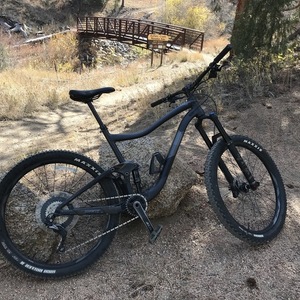 2019 Giant Trance 2 Black