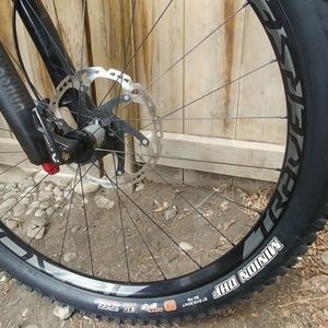 2016 Specialized Stumpjumper Expert Carbon 650B Orange and Black