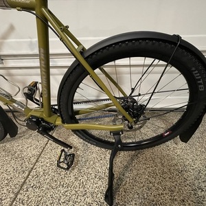 2021 Co-Motion Siskiyou Green and Silver, gray or bare metal