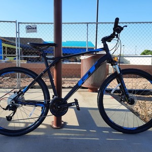 2020 GT Bicycles Aggressor Pro Black and Blue