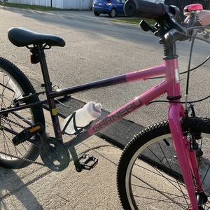 2021 Garneau Neo 247 Pink and Purple