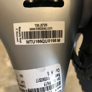 2018 Trek Madone 9.5 Carbon Fiber Silver, gray or bare metal