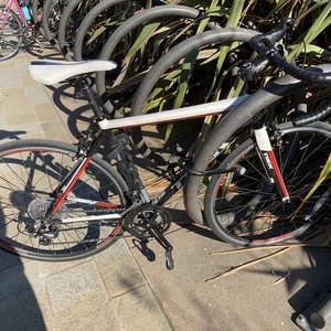 2013 Trek 1.2 H2 (Compact) White, Black, and Red