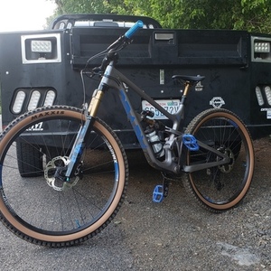 2021 Revel Bikes Revel Rascal Frame w/Fox Float X2 Fac... Silver, gray or bare metal