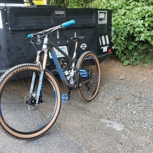 2021 Revel Bikes Revel Rascal Frame w/Fox Float X2 Fac... Silver, gray or bare metal