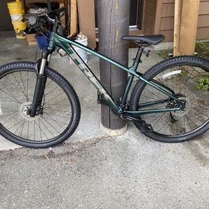 2020 Trek Marlin 7 Green and Purple