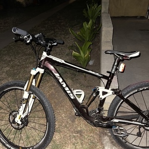 2014 Jamis Dakar XCT 650 Pro Black and White