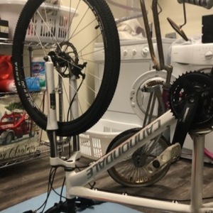 2011 Cannondale White