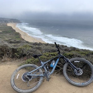 2021 Marin Bikes Hawk Hill Black