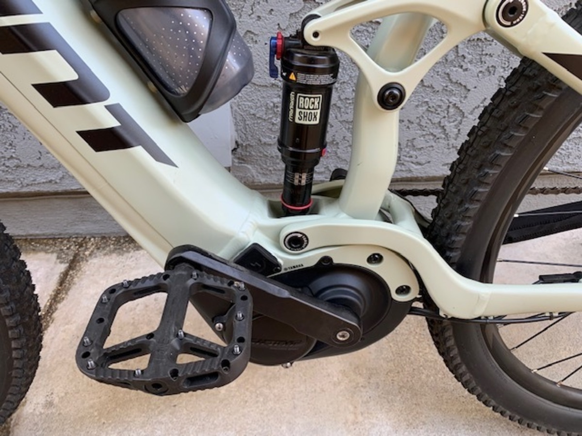 giant stance e+