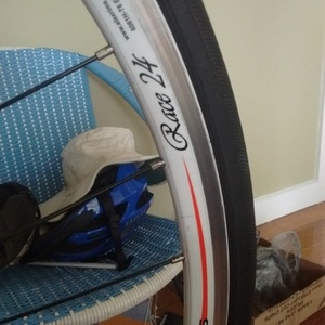 Merida Bikes Scultura 904 Black, Red, and White