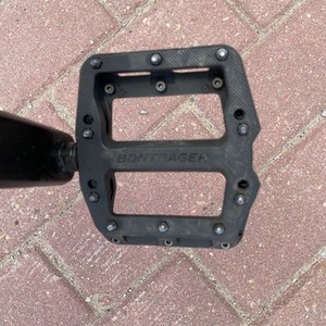 2021 Trek Roam Silver, gray or bare metal