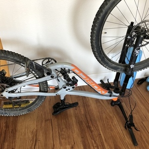 2019 Norco Bikes Range A1 Orange and Silver, gray or bare metal