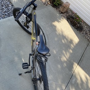 2019 Kona Lanai Silver, gray or bare metal and Yellow or Gold