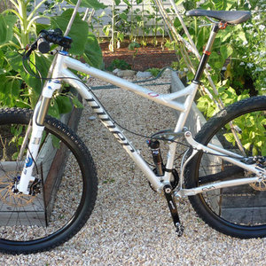 2008 Niner RIP 9 Silver or Gray