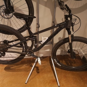 2020 Norco Bikes Norco Fluid 9 Black and White