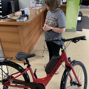 2021 Trek Verve + Lowstep US Red
