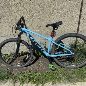 2021 Trek Blue