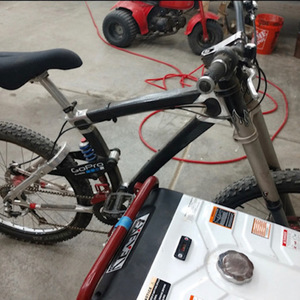 1998 GT Bicycles STS Lobo Black