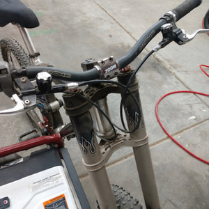 1998 GT Bicycles STS Lobo Black