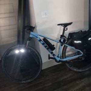 2021 Trek Marlin 5 Teal and Black