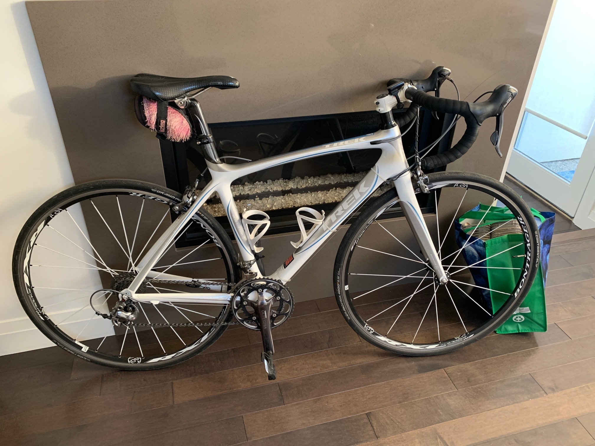 Road Bike Trek Madone 2009 2010 Trek Madone – Specs, Comparisons