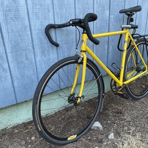 2013 Windsor The Hour Yellow or Gold