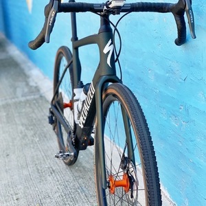 2020 Specialized Diverge Green and Orange