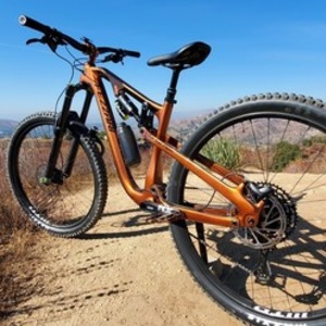 2020 Fezarri La Sal Peak Orange