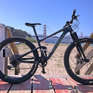 2017 Kona Hei Hei Supreme Black