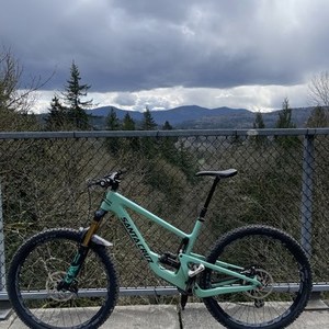 2019 Santa Cruz Megatower Teal
