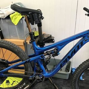 2020 Pivot Mach 5.5 Blue