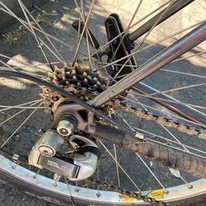 Specialized Silver, gray or bare metal
