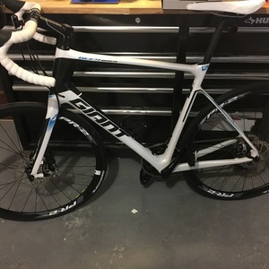 2016 Giant Defy Advanced 2 White, Blue, and Black
