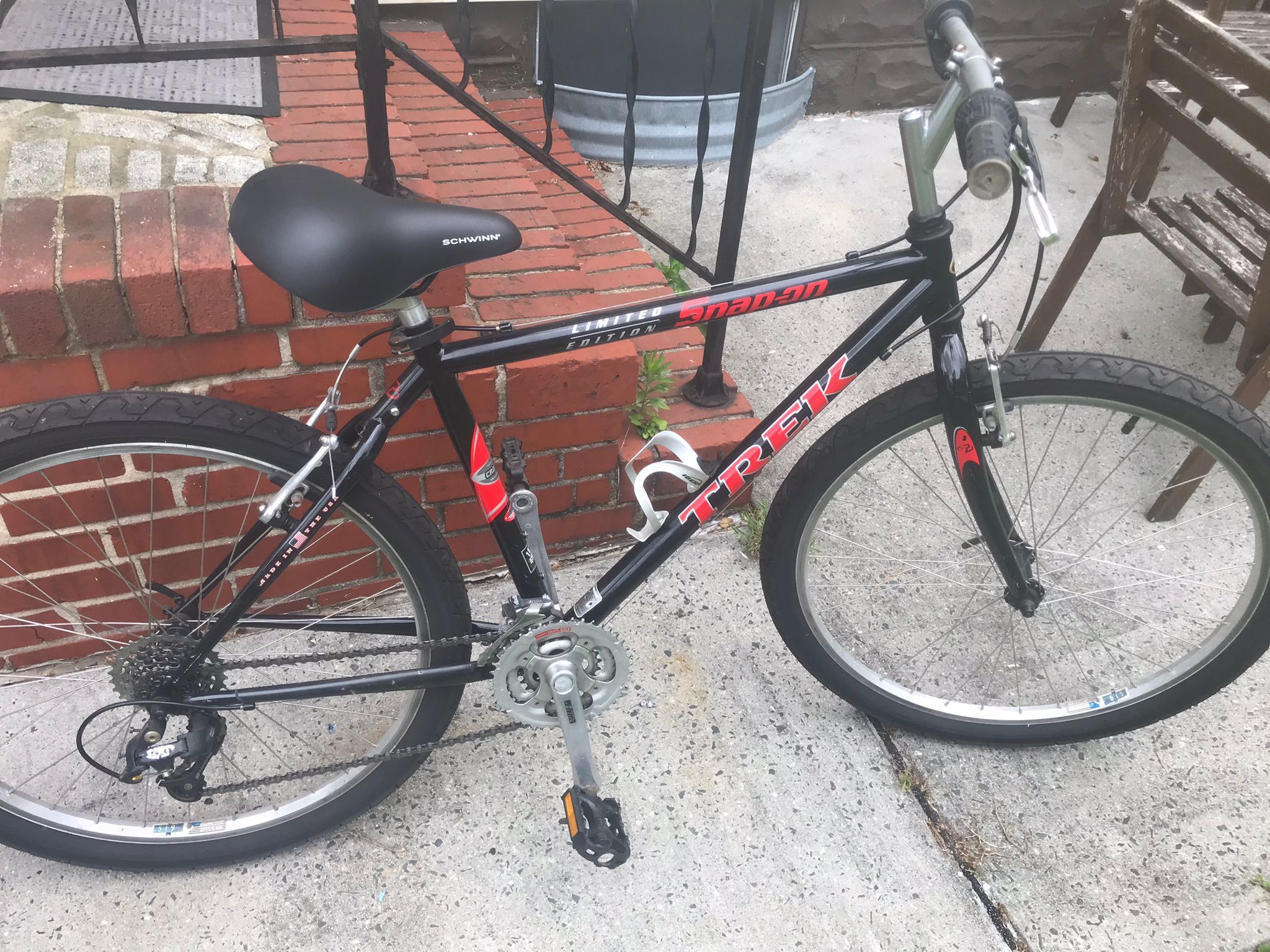 Trek Limited Edition SnapOn