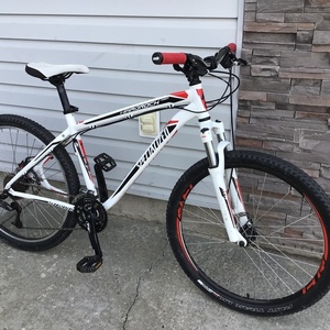 2011 Specialized Hardrock Sport Disc White