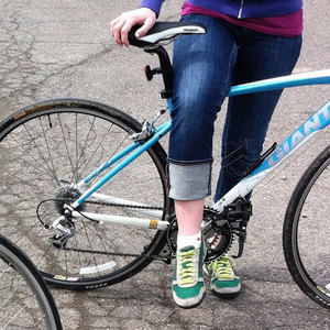 2010 Giant Avail 3 (Light Blue/White) White and Blue