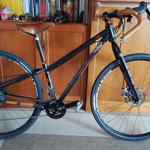 2016 Salsa Fargo Black