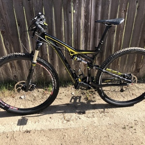 2013 Specialized Camber Comp 29 Black and Yellow or Gold