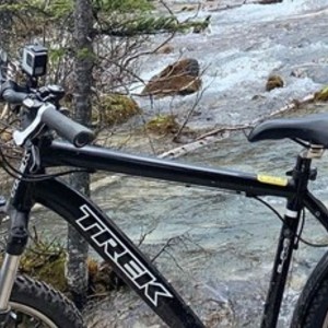 Trek Police Black