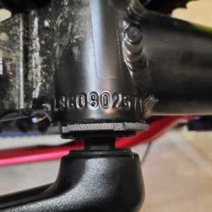 CCM Side Triangle Black and Red