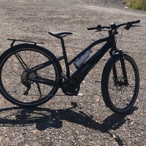 2020 Specialized Vado Black