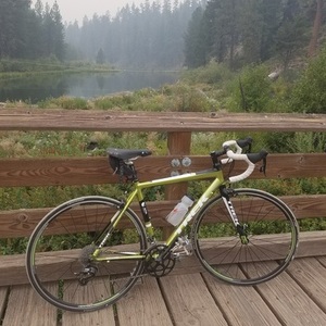 2012 Trek 2.1 Apex H2 (Compact) Green, Black, and White