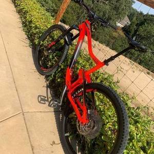 2018 Giant Trance 2 Red