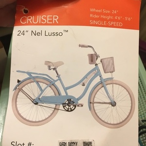 2021 Huffy 24” Nel Lusso Blue