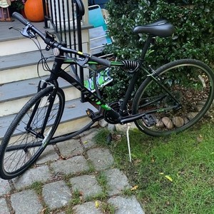 2019 Giant Escape 2 Black and Green